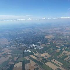 Flugwegposition um 13:39:41: Aufgenommen in der Nähe von Hódmezővásárhelyi, Ungarn in 2112 Meter